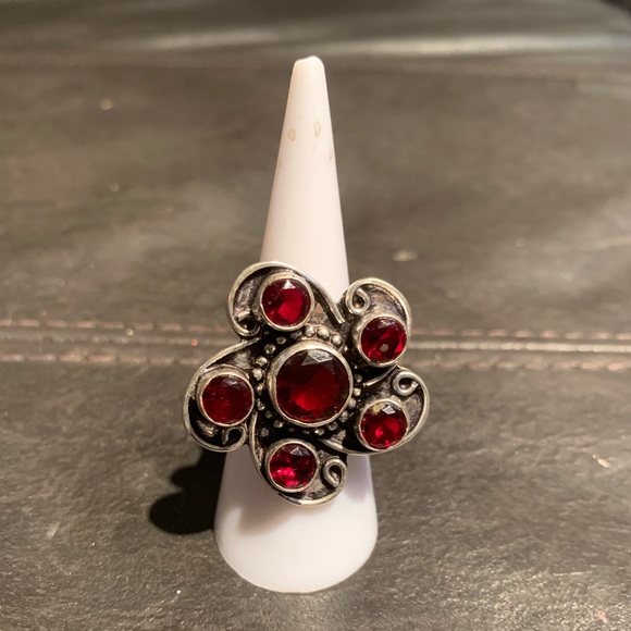 Pinwheel Garnet Ring - Picture 2 of 6